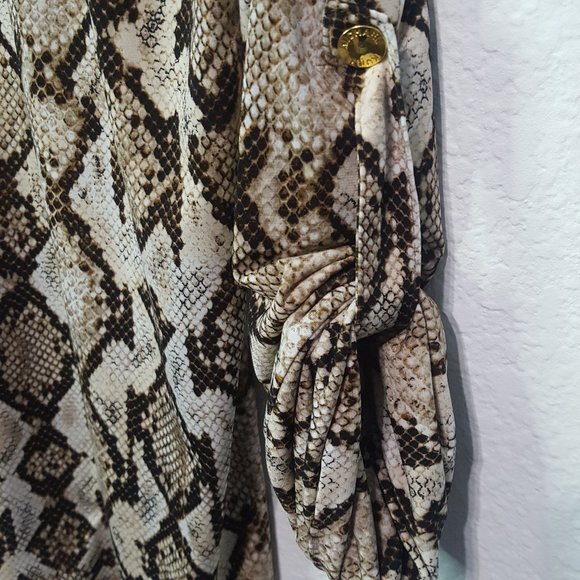 Michael by Michael Kors V Neck Snake Skin Print - Picture 4 of 7